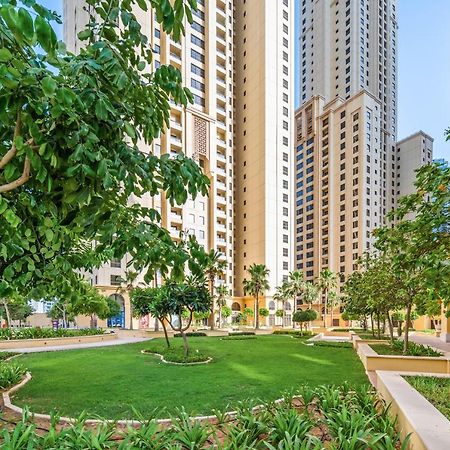 Lovely 2-Bed Condo In Jbr - 5 Mins From Beach - Palm View! Dubai Dış mekan fotoğraf